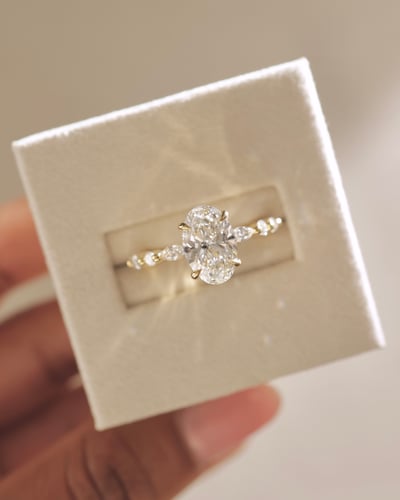 2.01ct oval diamond