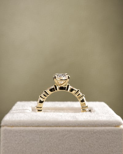 2.04ct oval diamond