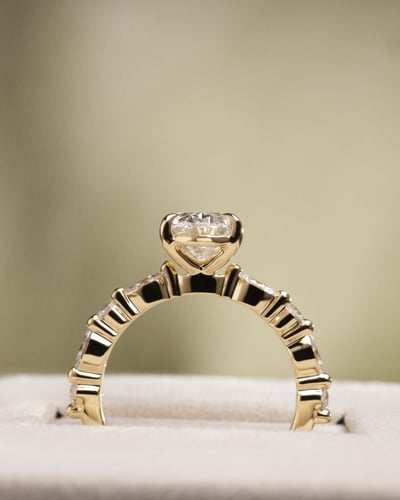 2.04ct oval diamond