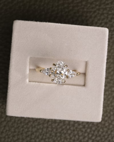 1.67ct oval diamond
