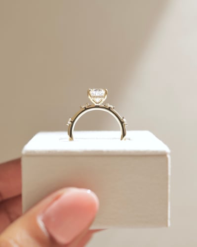 9x6mm pear moissanite