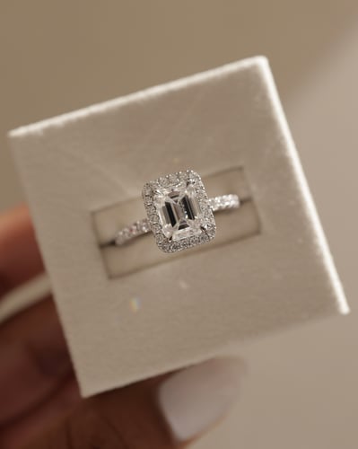 8x6mm emerald moissanite