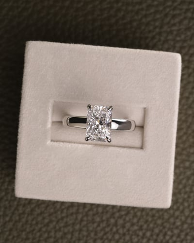 2.10ct radiant diamond