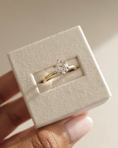 7.5mm round moissanite