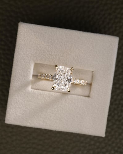 2.53ct elongated cushion diamond