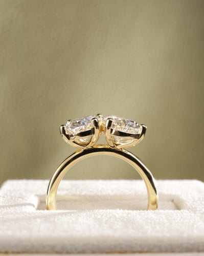 1.84ct pear / 1.84ct oval diamond