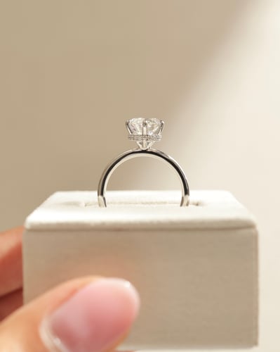 8mm round moissanite