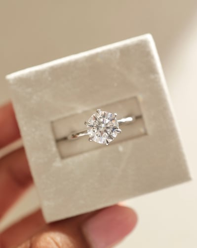 8mm round moissanite