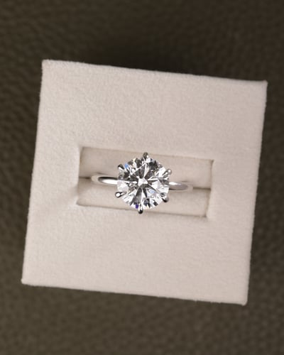 3.05ct round diamond