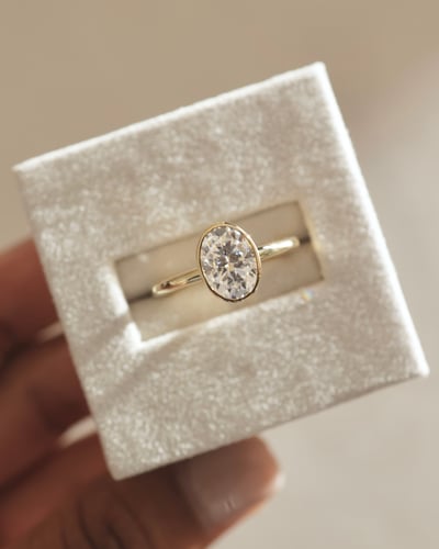 9x6.5mm oval moissanite