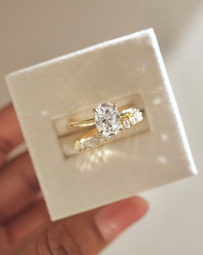 9x6.5mm oval moissanite