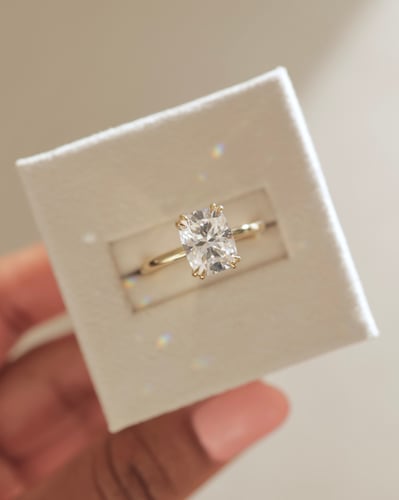 9x7mm elongated cushion moissanite