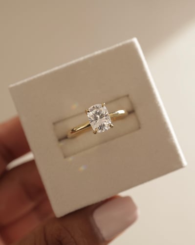 8x6mm elongated cushion moissanite
