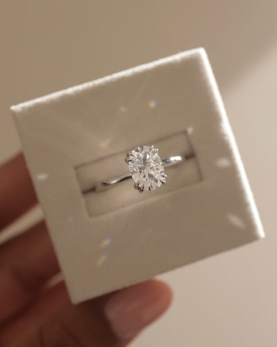 9x6.5mm oval moissanite