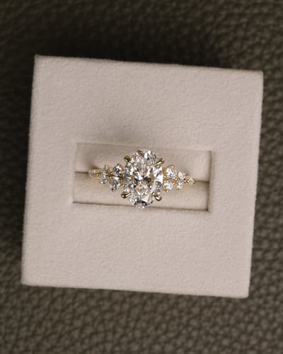 2.07ct oval diamond