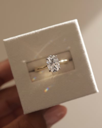9x6.5mm oval moissanite