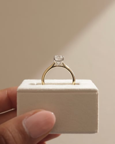 9x6.5mm oval moissanite