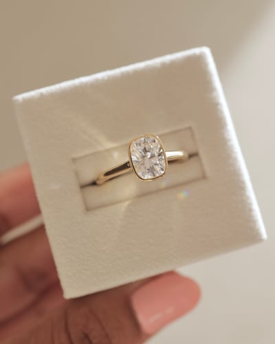 8x6mm elongated cushion moissanite