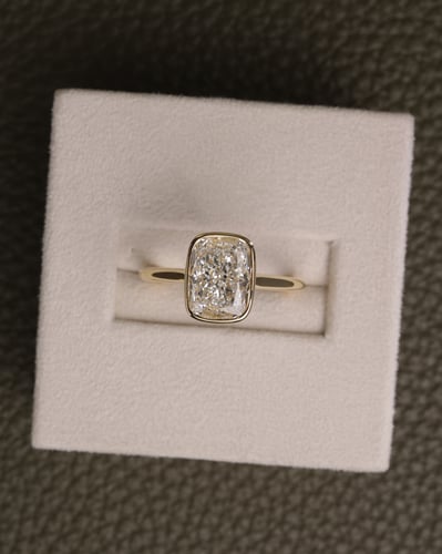 2.51ct elongated cushion diamond