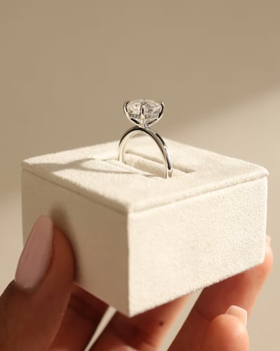 8.5mm round moissanite