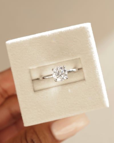 7mm round moissanite