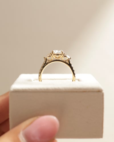1.52ct elongated cushion diamond