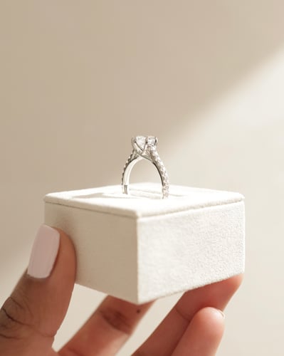 7mm round moissanite