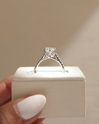 7.5mm round moissanite