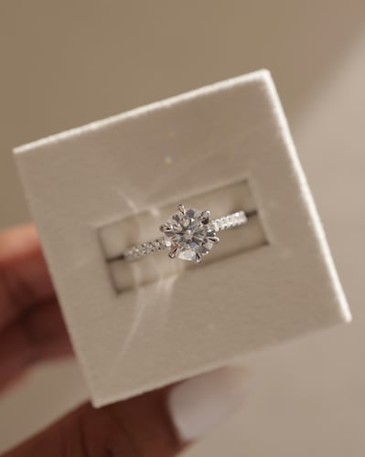 7.5mm round moissanite