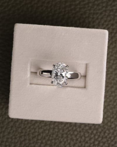 2.09ct oval diamond