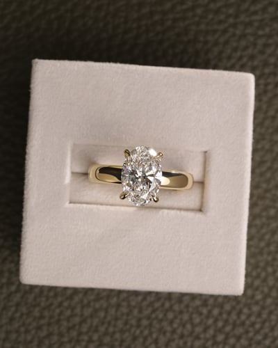 2.11ct oval diamond