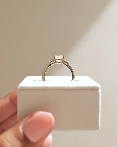 9x6mm pear moissanite