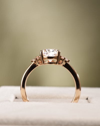 9x6mm pear moissanite