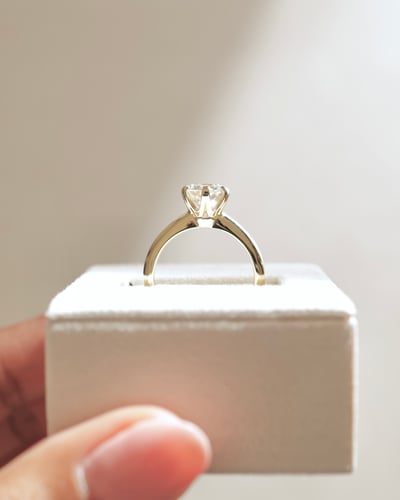 7.5mm round moissanite