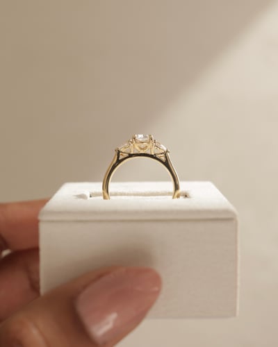 1.00ct elongated cushion diamond