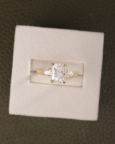 2.22ct elongated cushion diamond