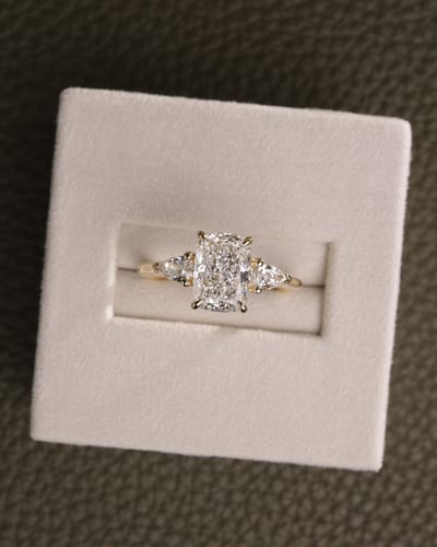 2.09ct elongated cushion diamond
