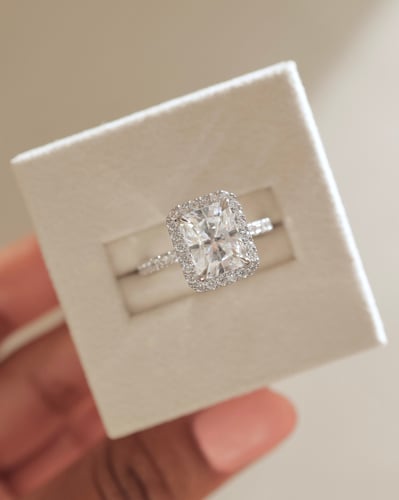 9x7mm radiant moissanite