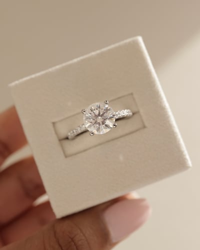 9mm round moissanite
