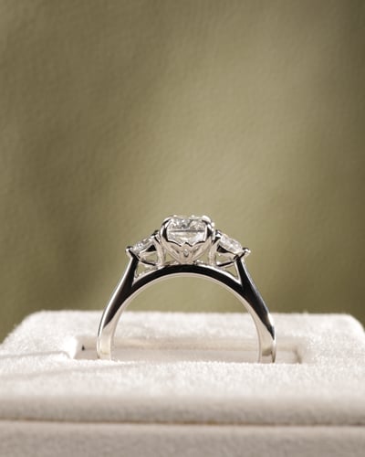 1.61ct elongated cushion diamond