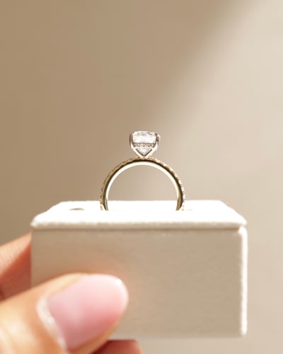 7.5mm cushion moissanite