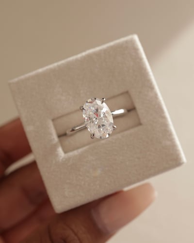 12x8mm oval moissanite