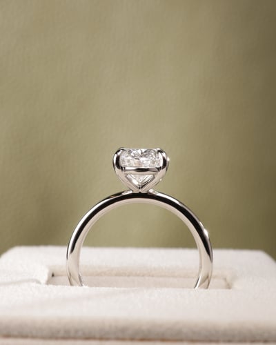 2.55ct oval diamond
