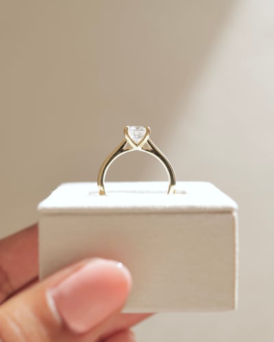 8x6mm radiant moissanite