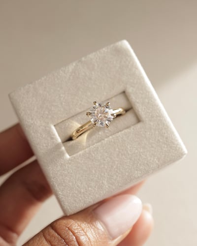7.5mm round moissanite