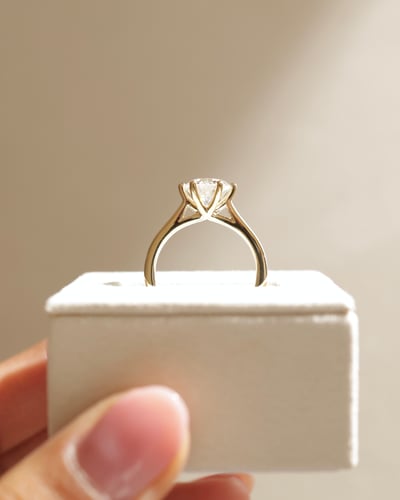 8mm round moissanite