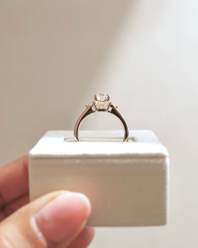 8x6mm oval moissanite