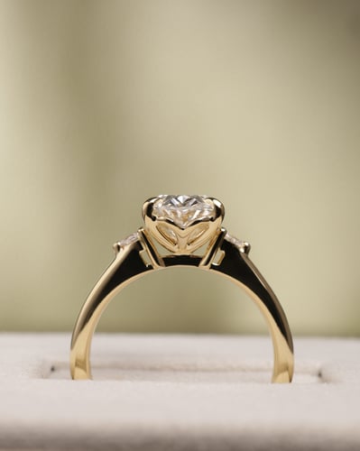 2.01ct oval diamond