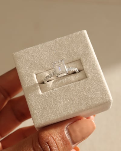 8.5x6.5mm emerald moissanite