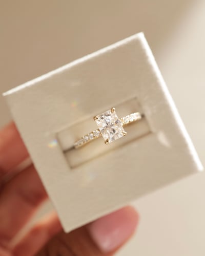 7.5x5.5mm radiant moissanite